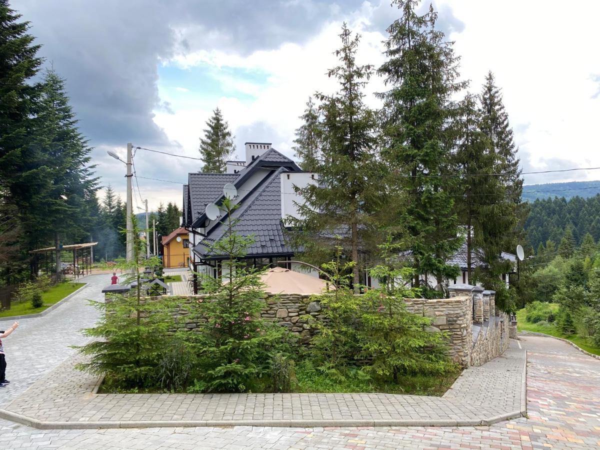 Aparthotel Феєрія Лісу Skhidnytsia Exterior foto