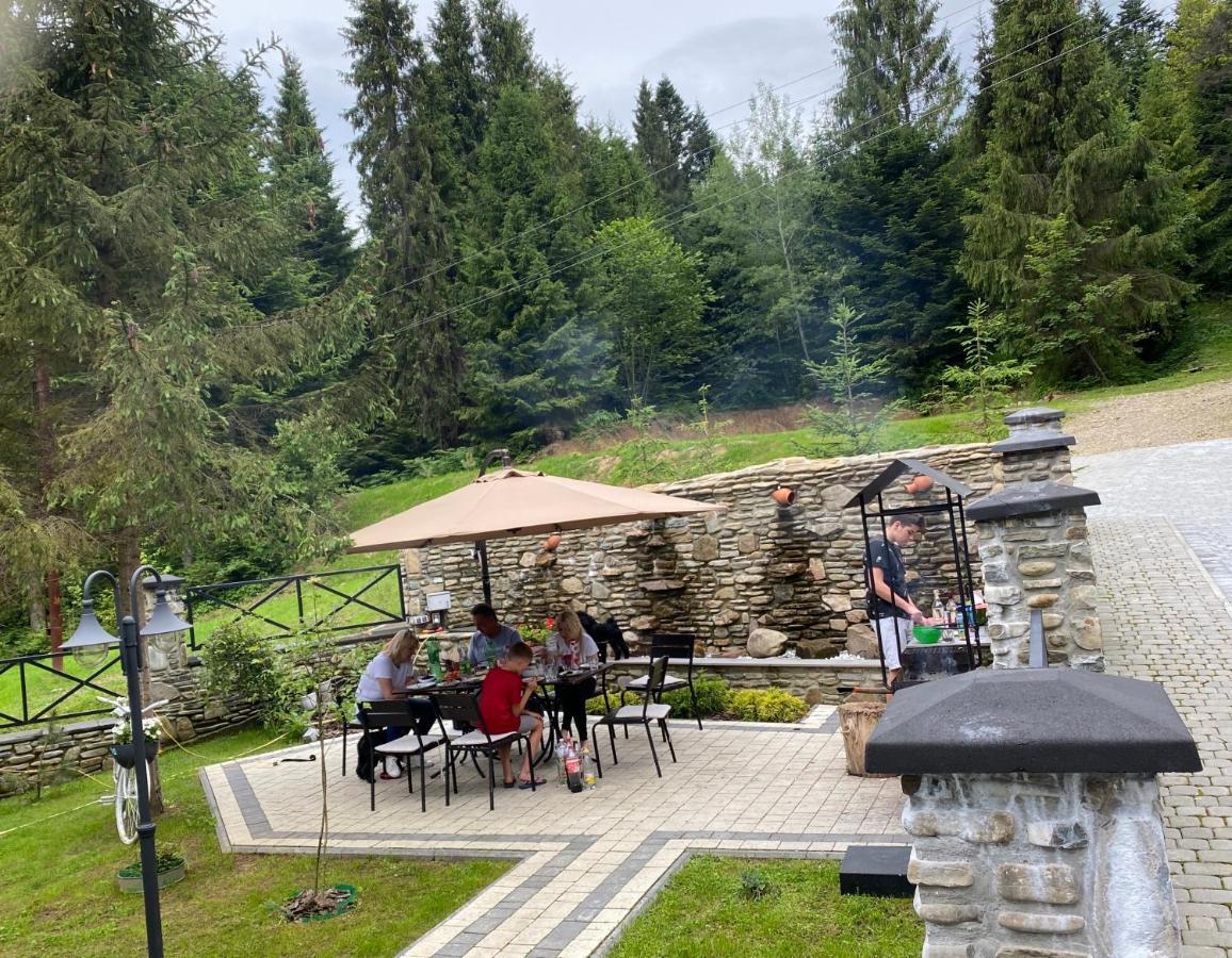 Aparthotel Феєрія Лісу Skhidnytsia Exterior foto