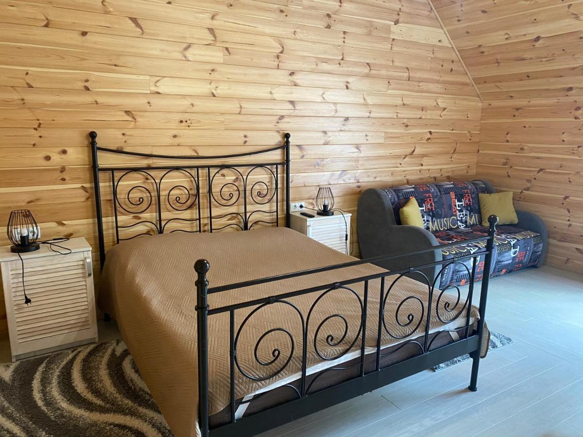 Aparthotel Феєрія Лісу Skhidnytsia Exterior foto