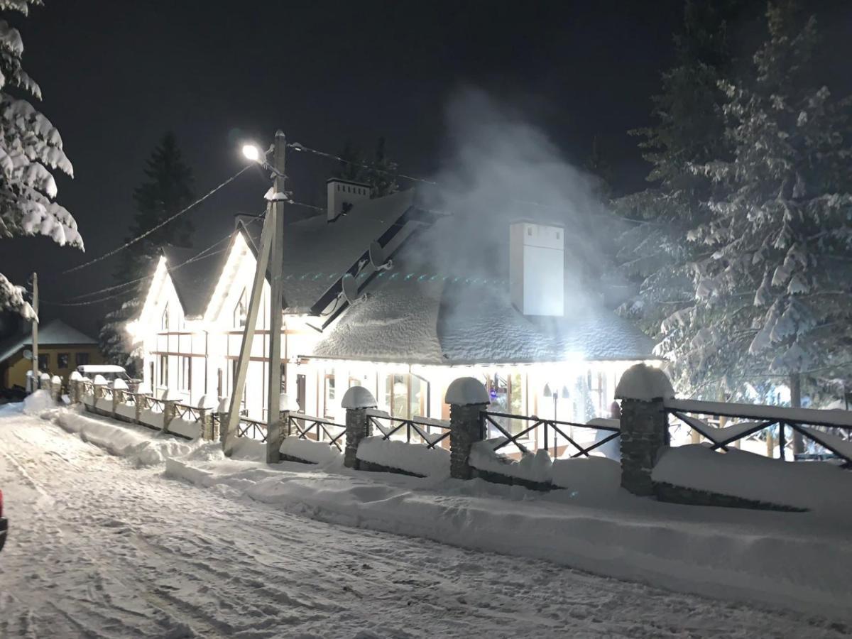 Aparthotel Феєрія Лісу Skhidnytsia Exterior foto